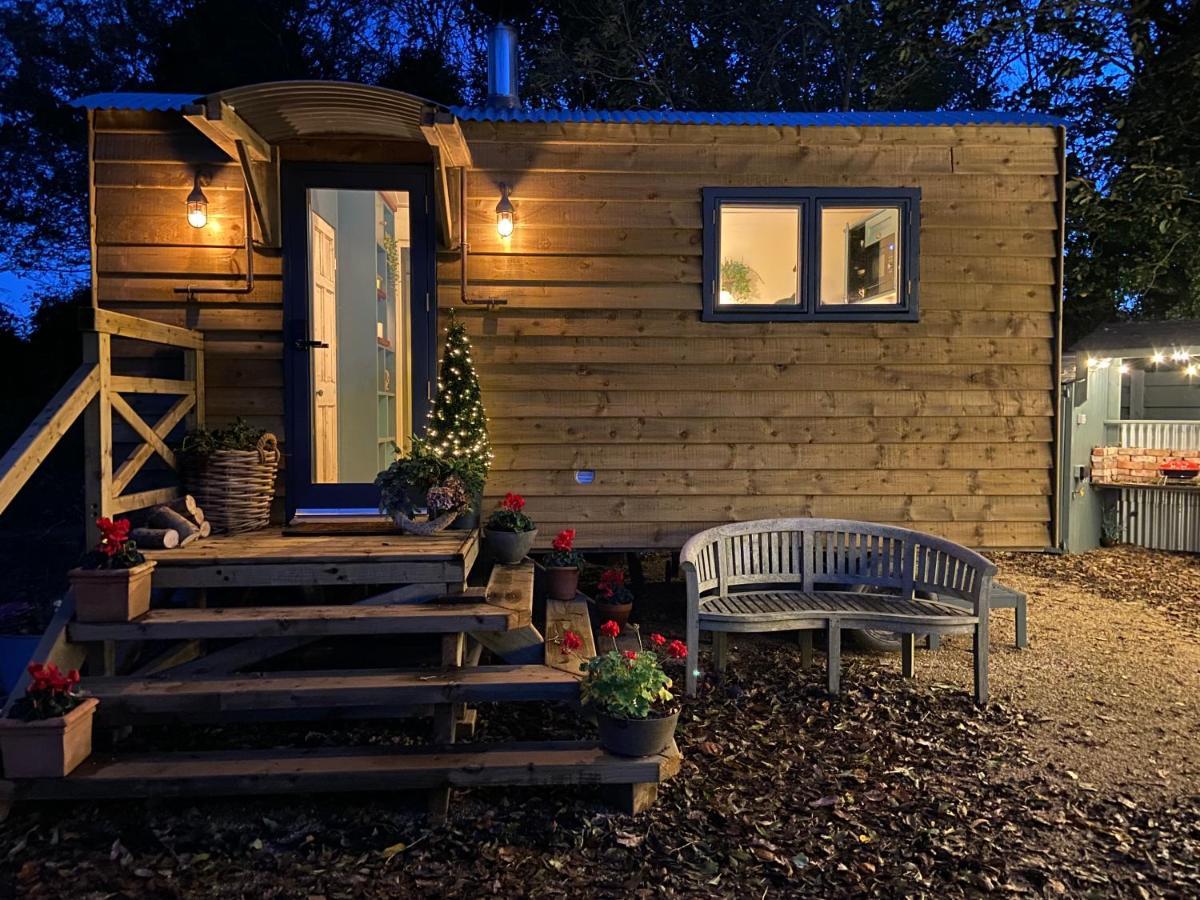 Cosy Double Shepherds Hut In Beautiful Wicklow With Underfloor Heating Throughout Rathnew المظهر الخارجي الصورة